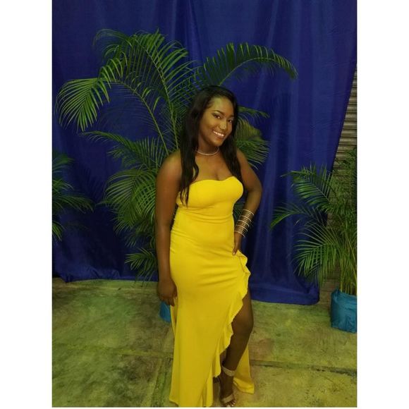 Meet your Posher, Amonda - Picture 1 of 1